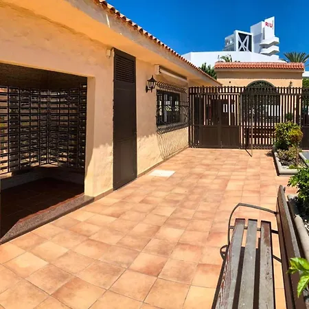 Bungalow Con Flamboyan En Maspalomas Holiday home Playa del Ingles (Gran Canaria)